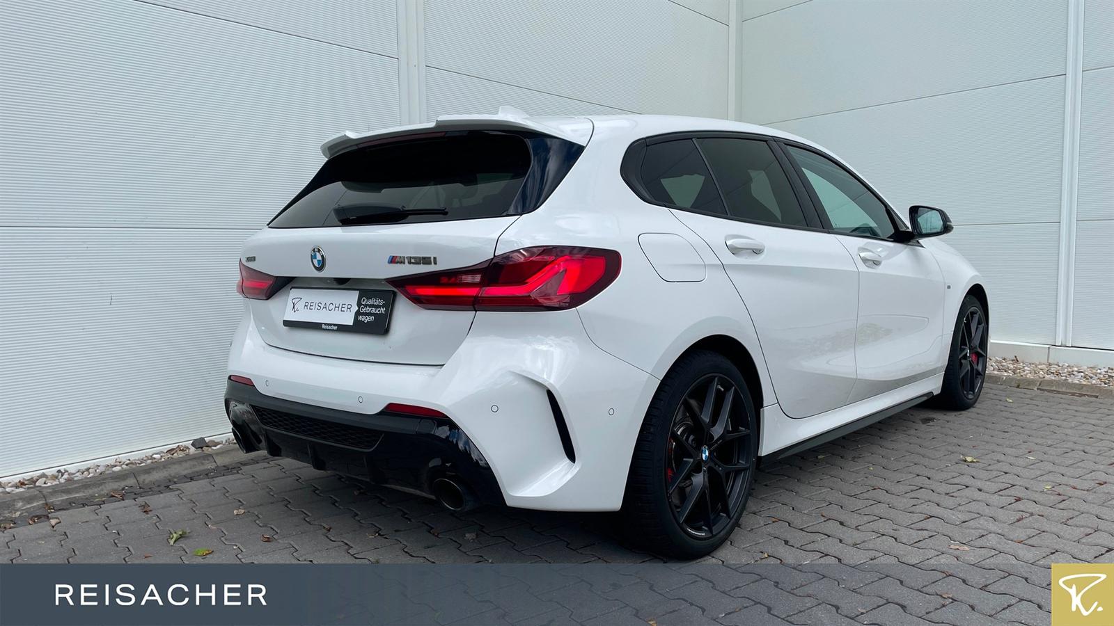 BMW M135 xDrive LCPro.HuD,RFK,Pano,M-Sitze