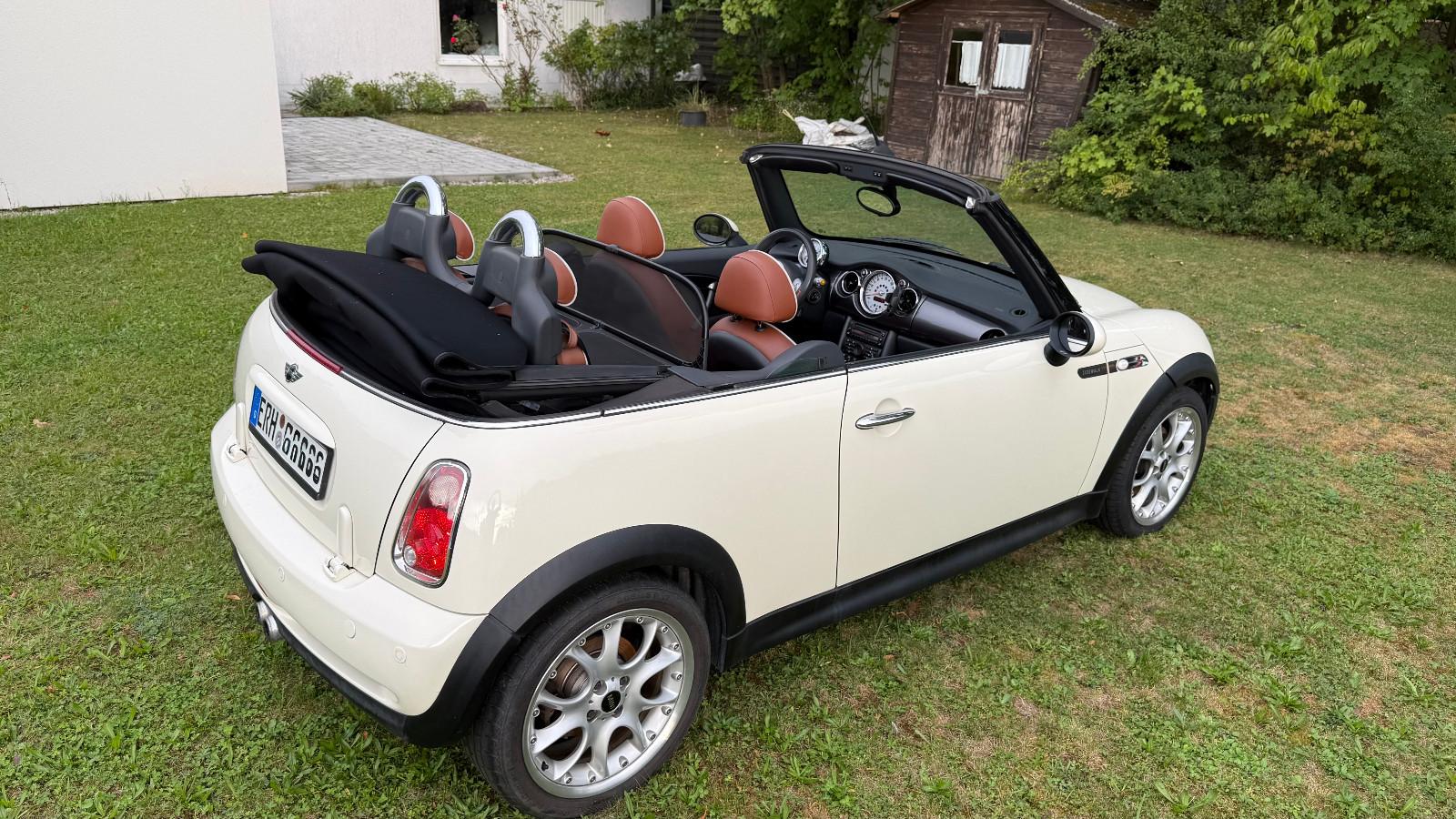 MINI COOPER S CABRIO Sondermodell Sidewalk