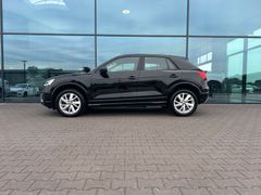 Fahrzeugabbildung Audi Q2 30 TFSI sport AHK Navi Einparkhilfe Sitzhzng.