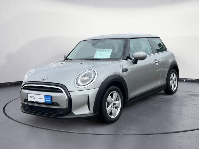 MINI Cooper Essential Trim Steptronic Klimaaut. PDC S