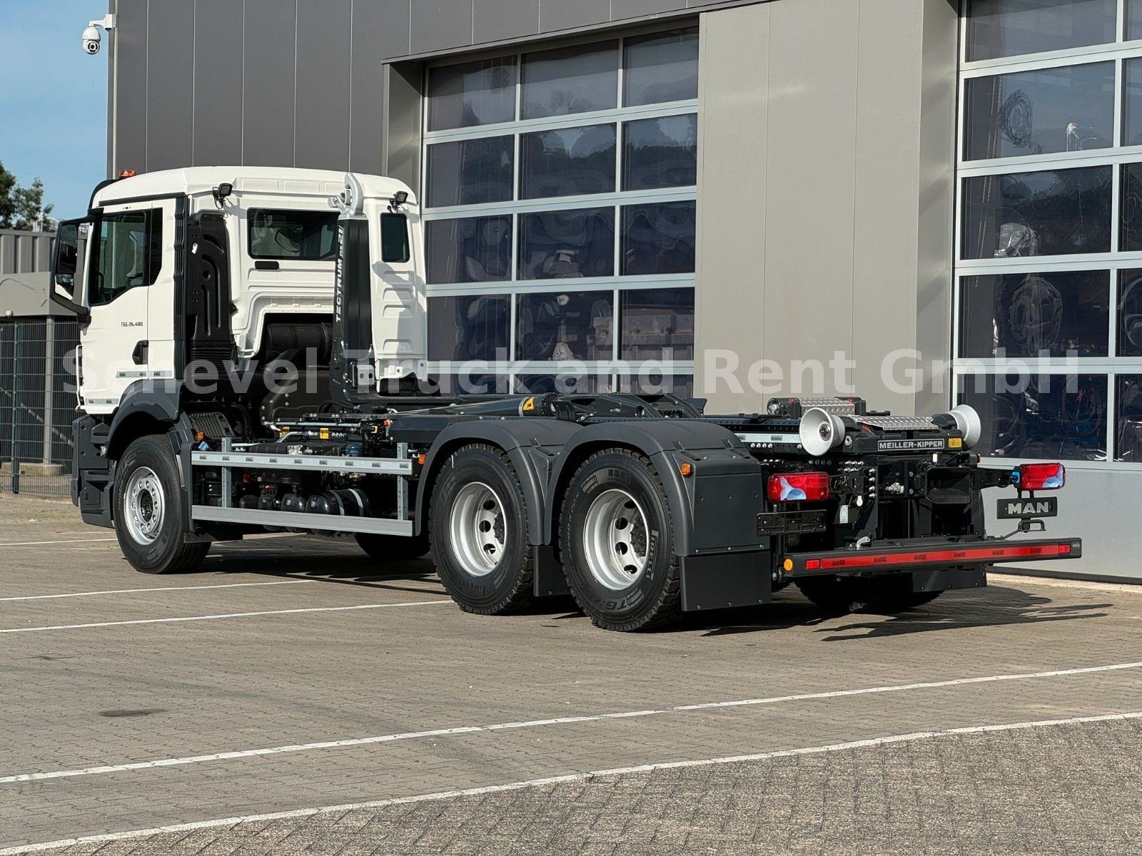 Fahrzeugabbildung MAN TGS 26.480 6x4 MEILLER 21.65 Fernfunk.