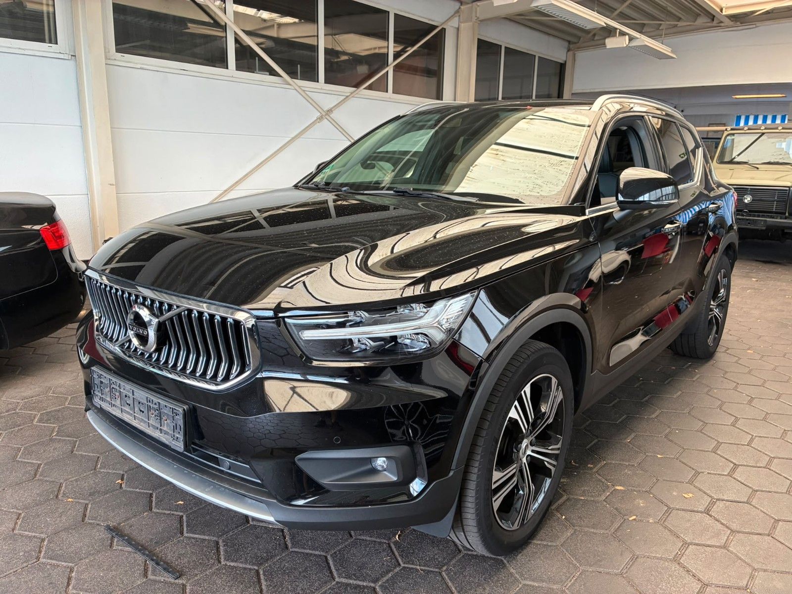 Volvo XC40 Inscription 2WD"2.Hand"ACC"LED"8-Fach