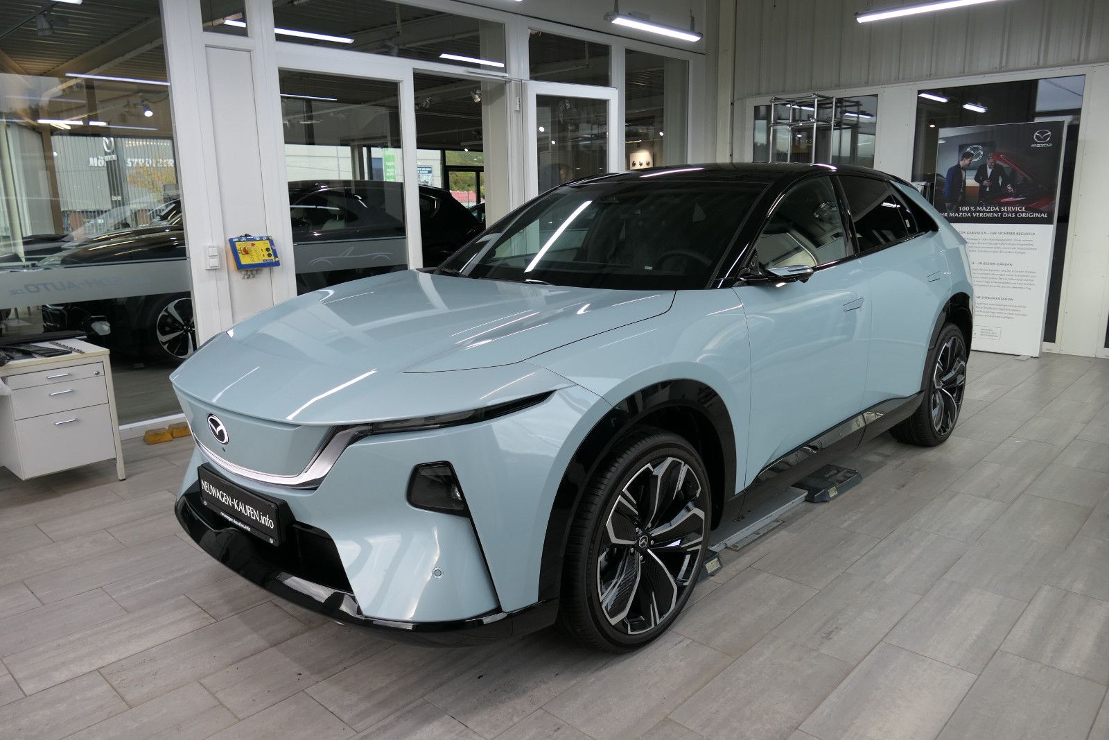 Mazda CX 6e Takumi-Plus sofort Ation
