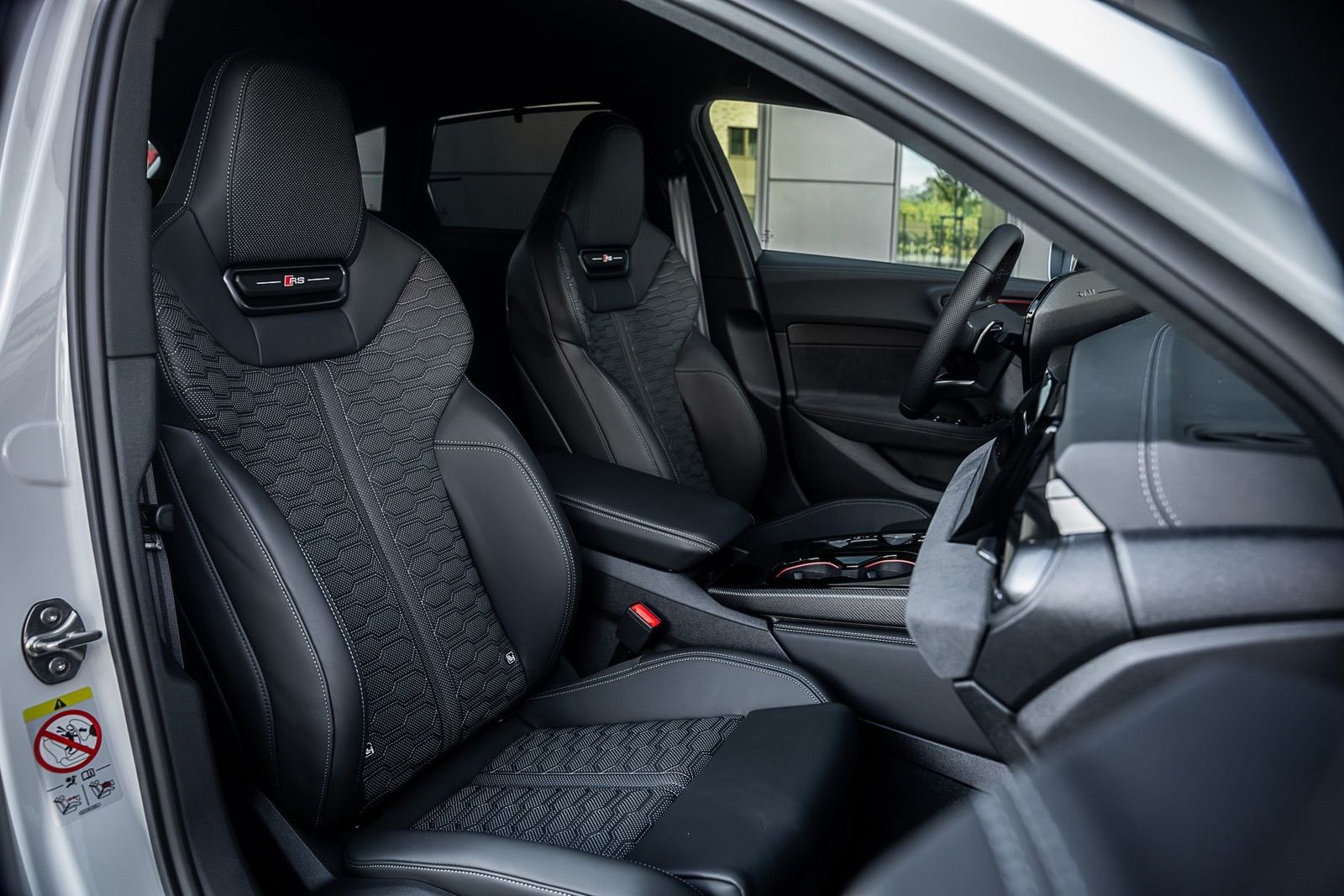 Fahrzeugabbildung Audi RS5 Avant KERAMIK|B&O|TECHPRO|HUD|SPORTPAKET|285