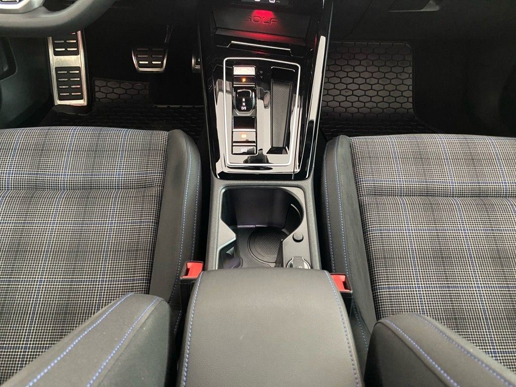 Volkswagen Golf - Bild 13