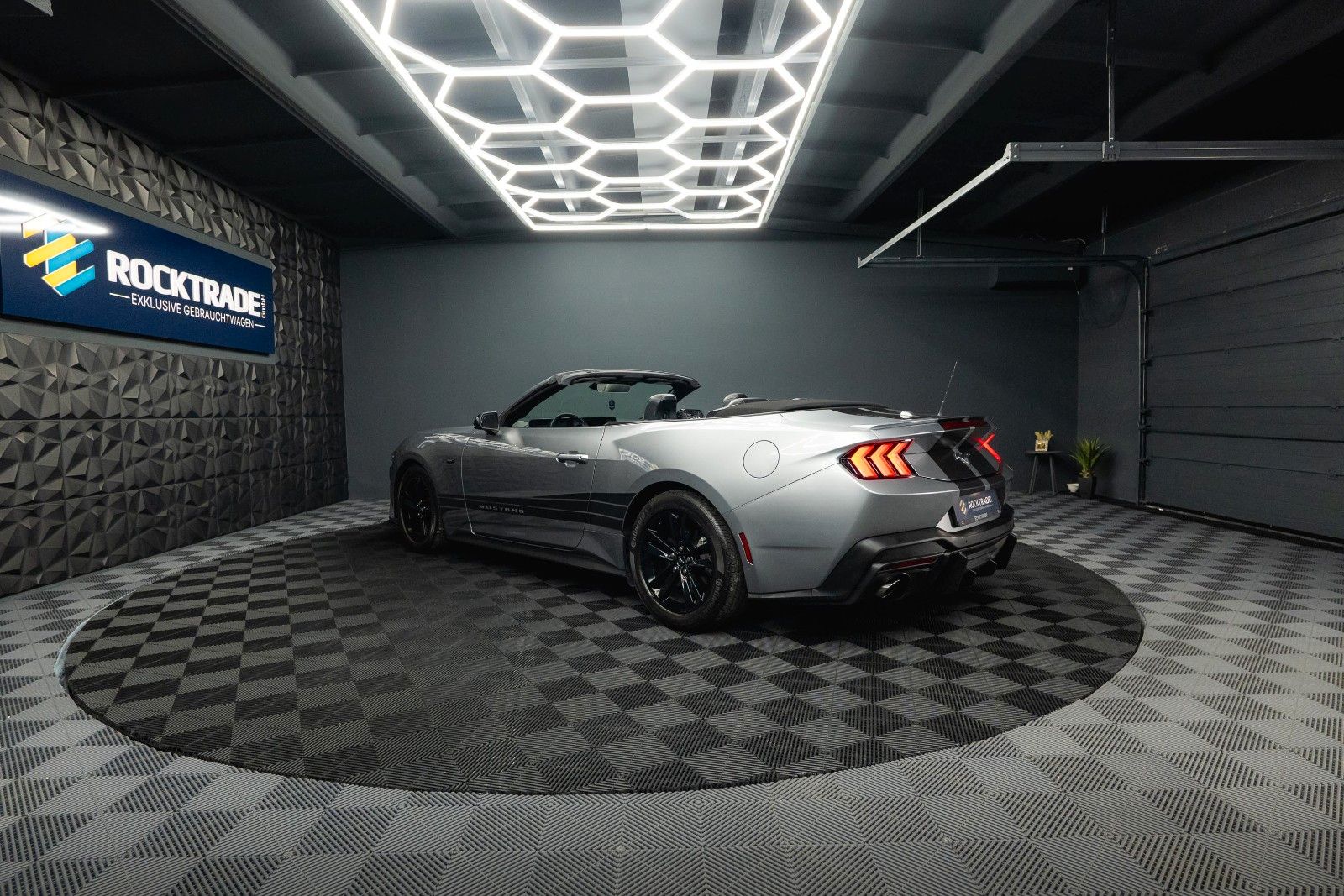 Fahrzeugabbildung Ford Mustang GT Cabrio DARK HORSE PREMIUM MY2024 19%