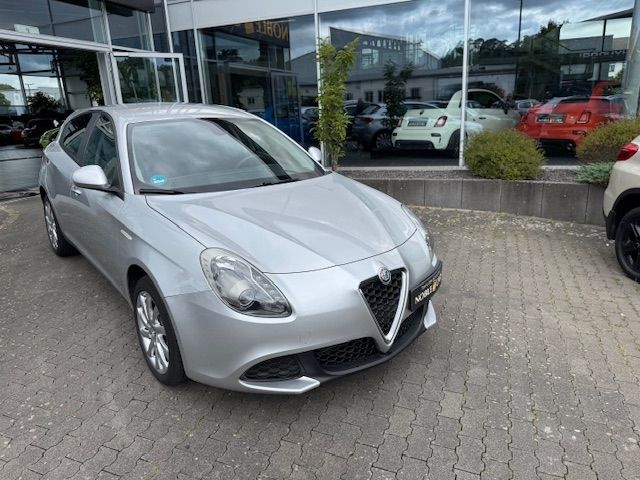 Fahrzeugabbildung Alfa Romeo Giulietta Basis KLIMA NAVI