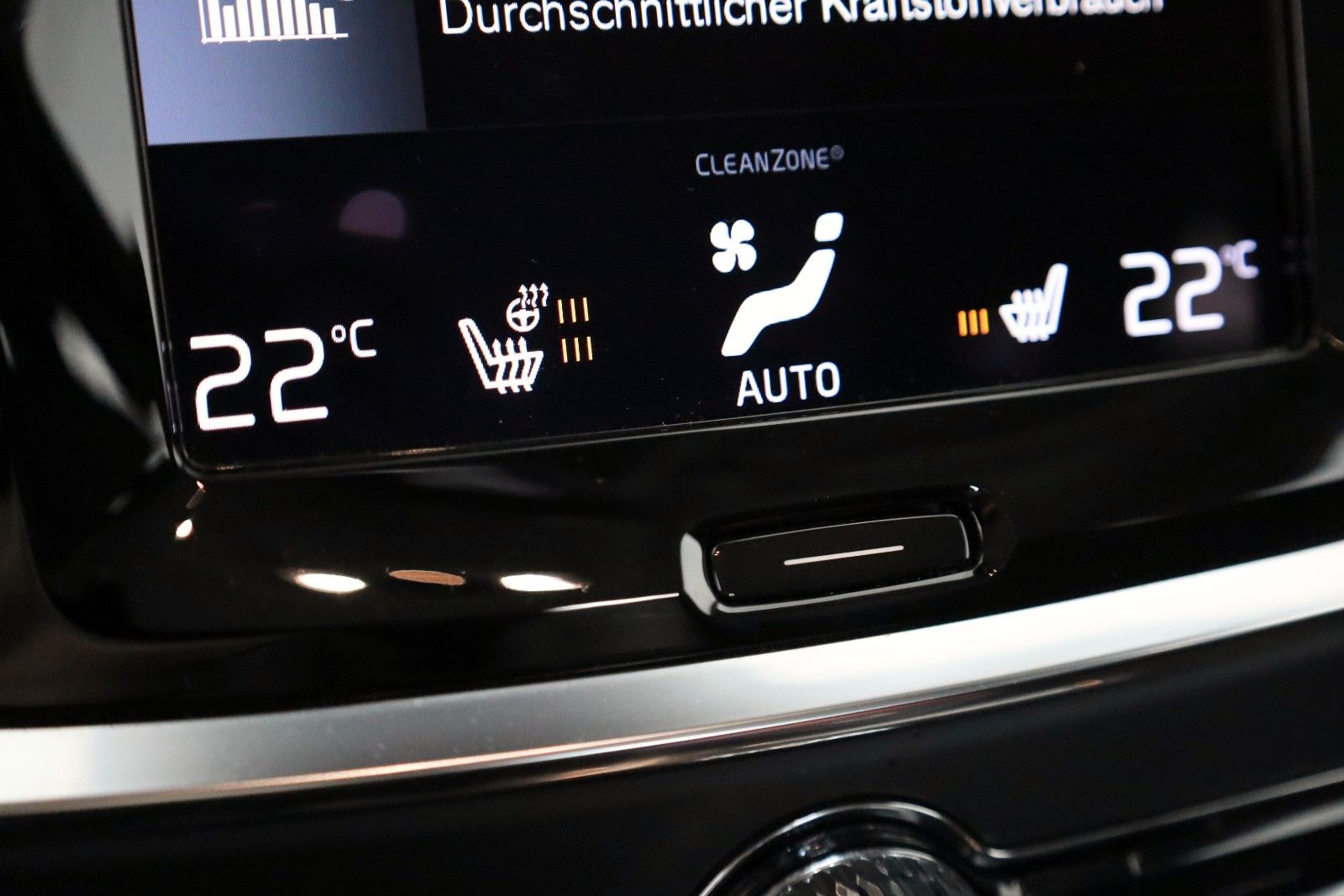 Fahrzeugabbildung Volvo V60 T6 AWD Inscription Expr. Leder,Navi,LED,SH