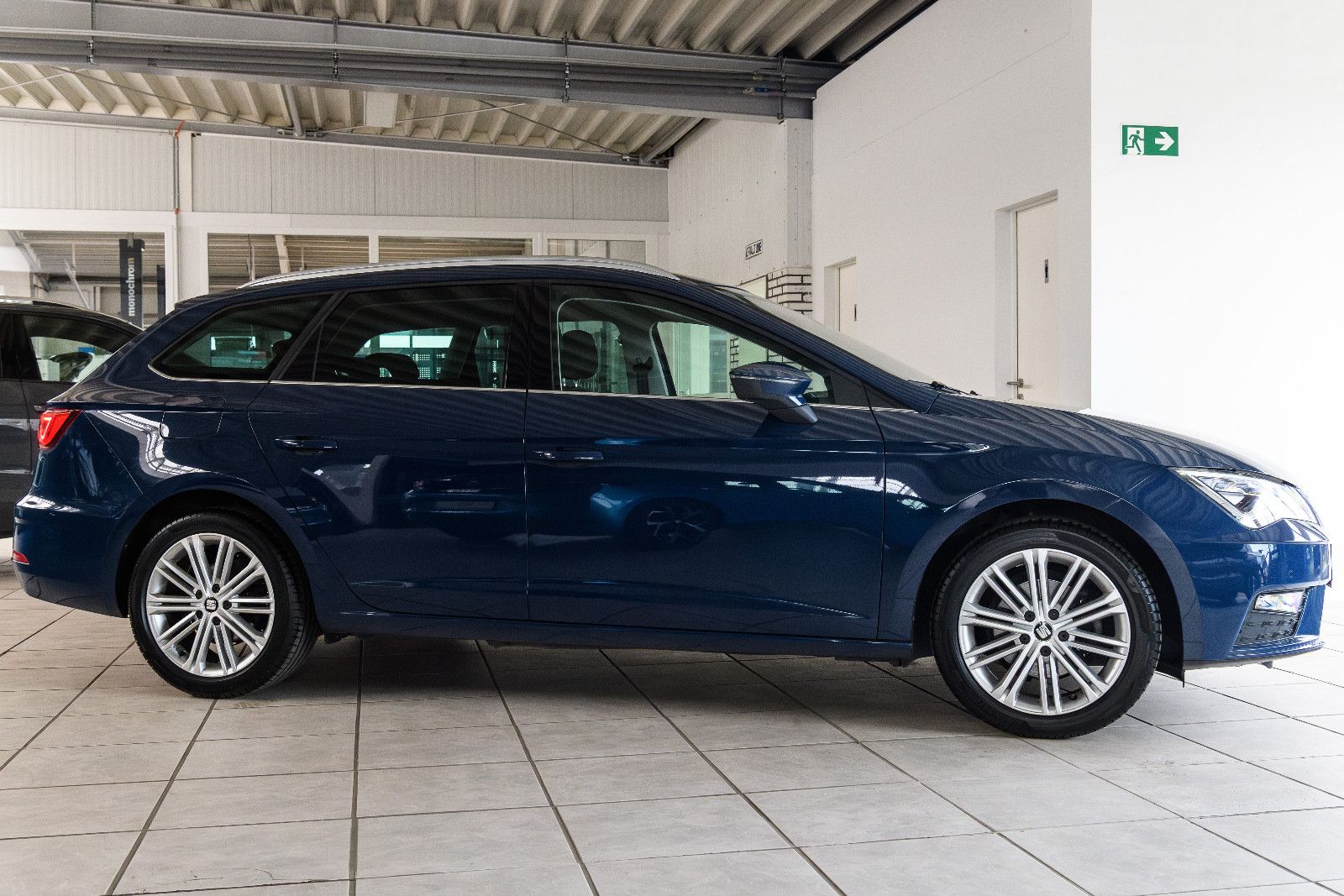 Fahrzeugabbildung SEAT Leon ST Xcellence DSG+Navi+AHK+LED