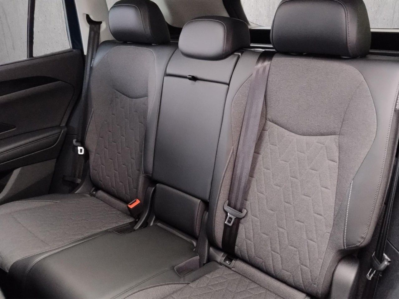 Tayron Life 1.5 eTSI DSG Klima Rückfahrkamera