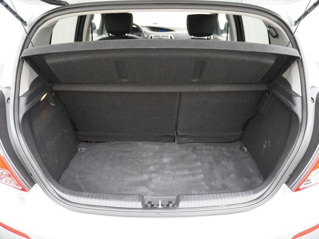 Hyundai i20 1.2i Go! Tempomate Händlerwartung