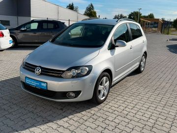 Volkswagen Golf - 1