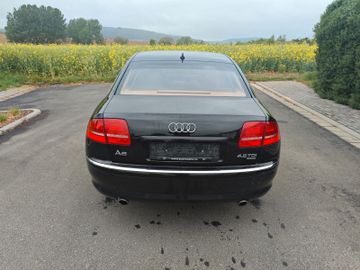 Audi A8 - 6