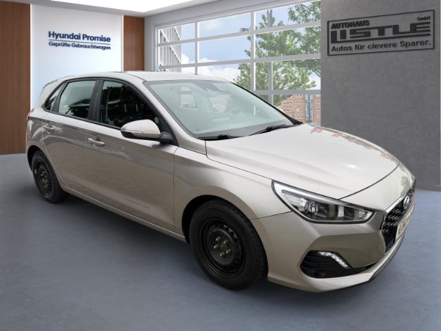 Fahrzeugabbildung Hyundai i30 Select 1.4 Navi Apple CarPlay Android Auto F