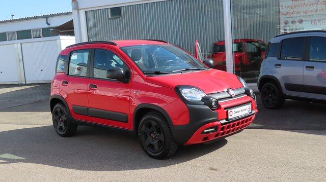 Fiat Panda City Cross 1,0 70 PS Hybrid + Winterräder