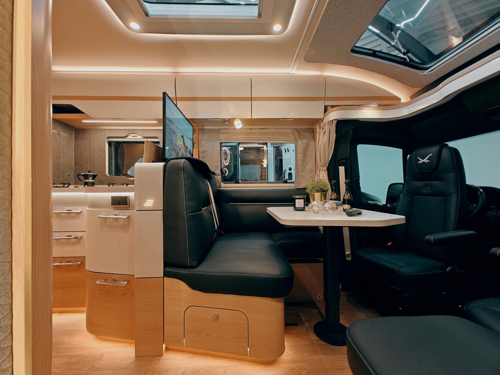 Fahrzeugabbildung HYMER / ERIBA / HYMERCAR B-KLASSE ML - T 780 SANSIBAR LTD. by palmo