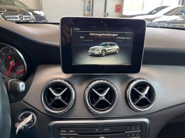 Mercedes-Benz GLA 200 7G-DCT Style *NAVI*XENON*SHZ*TEMPOMAT*