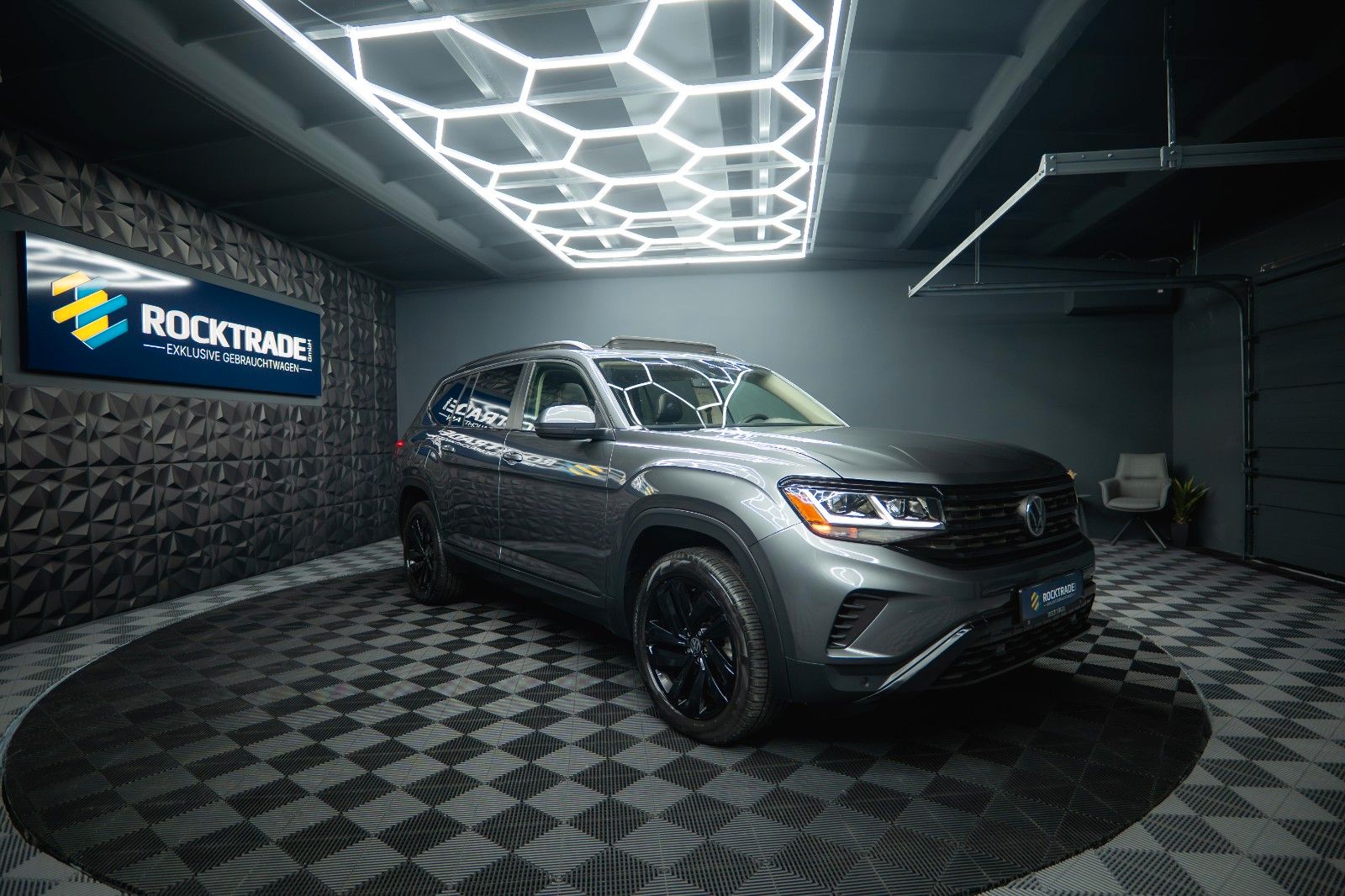 Fahrzeugabbildung Volkswagen ATLAS 3.6 4x4 SEL PREMIUM Black Line *7 Sitze*