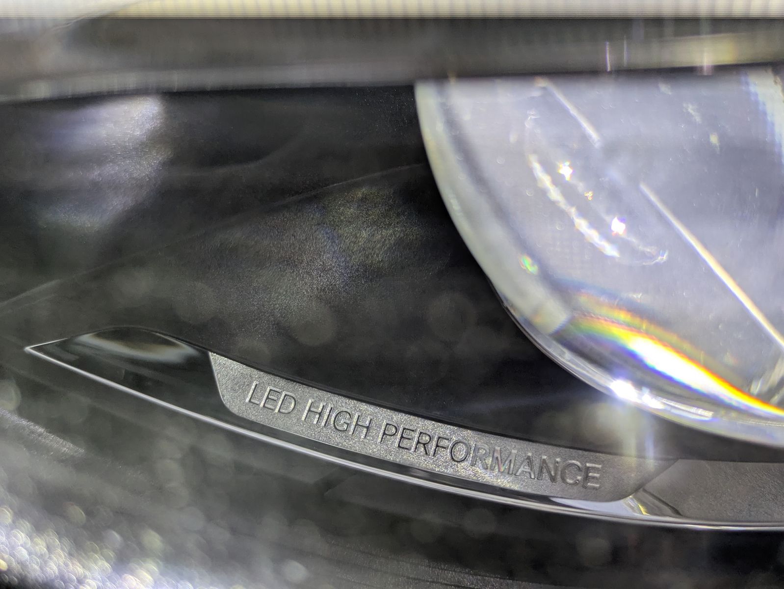 Fahrzeugabbildung Mercedes-Benz E 300 de AMG Night AVANTGARDE AHK*LED*BURMESTER