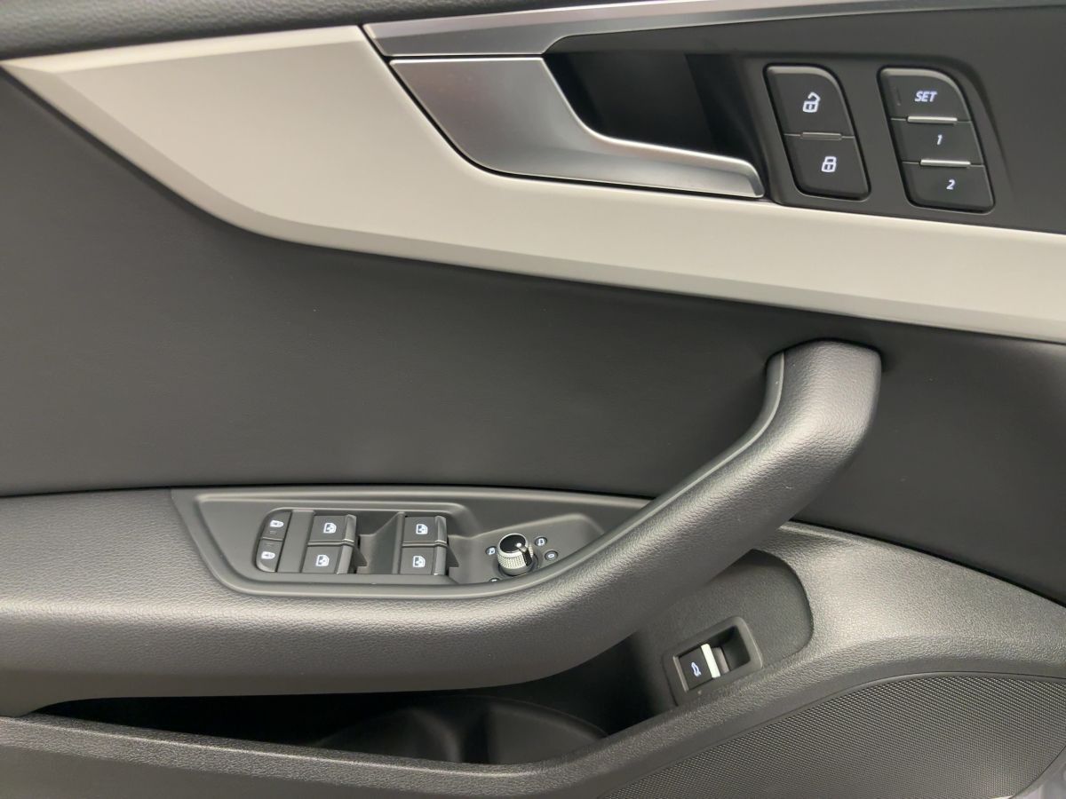 Audi A4 - Bild 18