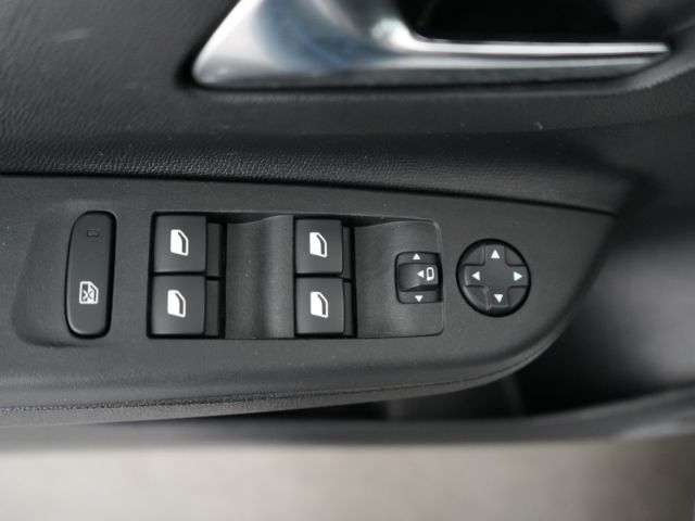 Corsa F ELEGANCE+LED+NAVI+SITZ-/LENKRADHEIZUNG+P