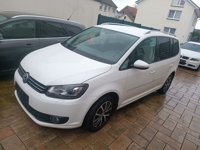 Volkswagen Touran Highline BMT -  7 SITZER - TÜV NEU