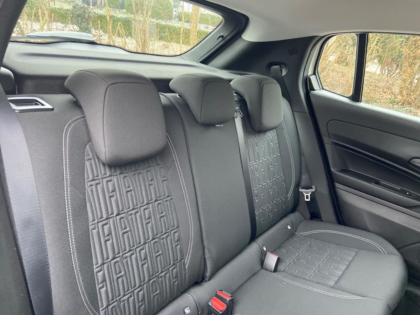 Fiat 600 1.2 Hybrid Business Edition Navi LED Kamera 