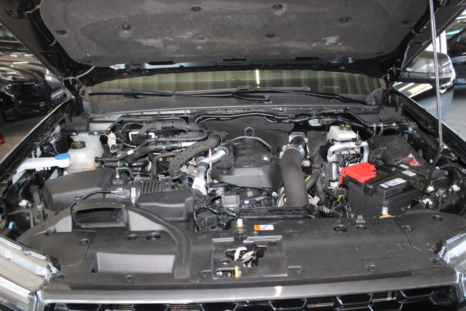 Fahrzeugabbildung Ford Ranger Wildtrak Automatik AHK Leder ACC STDHZ