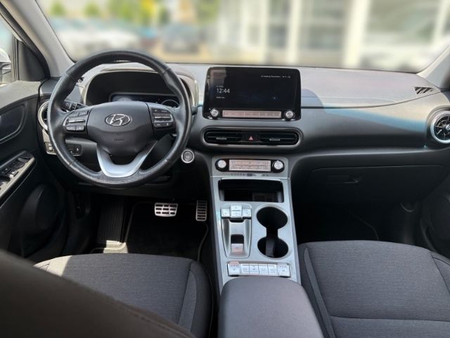 Fahrzeugabbildung Hyundai KONA Trend Elektro 2WD +KLIMA+NAVI+PDC+ACC+UVM+