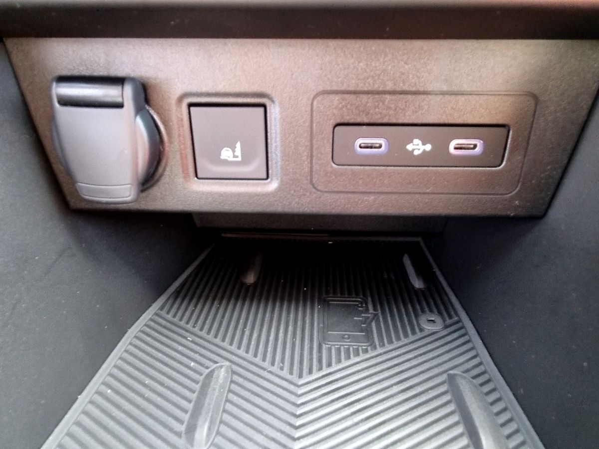 Fahrzeugabbildung Dacia Jogger Extreme Eco-G 120 auto