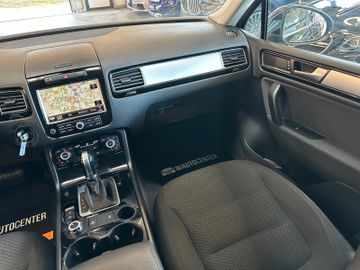 Volkswagen Touareg V6 TDI BMT *AHK*NAVI*ALLRAD*3,5tZUGKRAFT