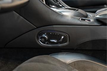 2019 Aston Martin DBS — миниатюра 42
