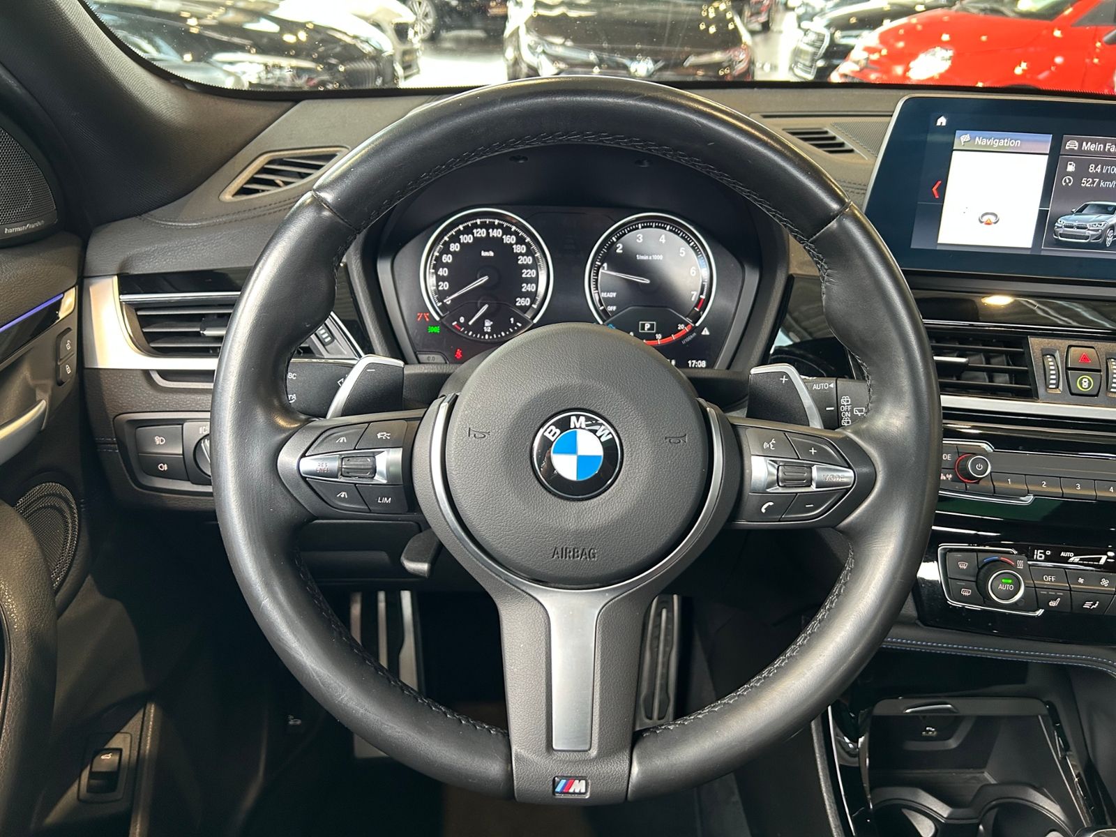 Fahrzeugabbildung BMW X2 M35 i xDrive Shadow PANO HUD H/K KAM