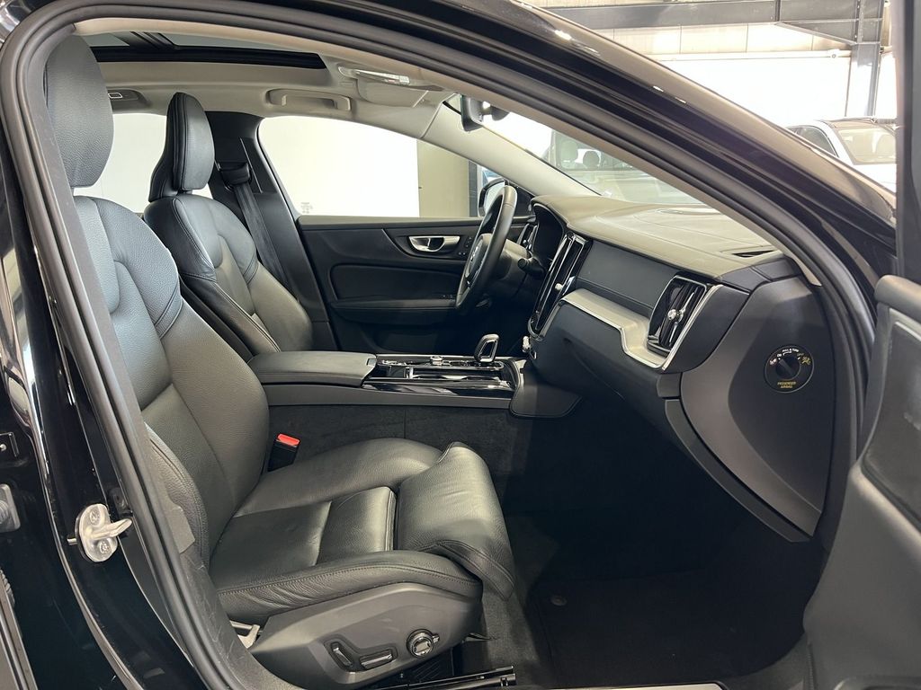 Volvo S60 T8 Ultimate Dark Recharge AWD HeadUp 360°