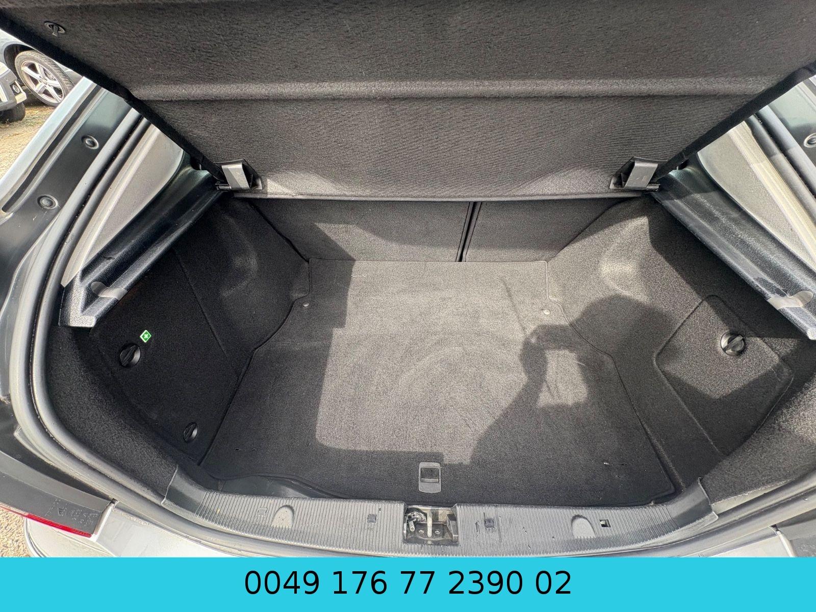 Mercedes-Benz CLC 200 CLC CLC 200 Kompressor*SERVICE NEU*SHZ*