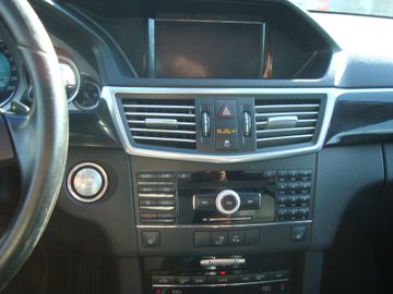 Mercedes E 300 - 12