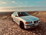 BMW e36 316i aus erster Hand wer ihn die W... - BMW 316 Limousine 316i e36 mit Benzin-Antrieb