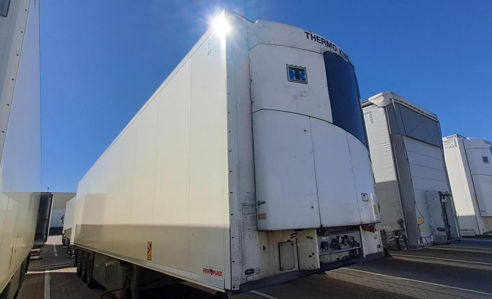 Schmitz Cargobull SKO Double Deck FP 60 ThermoKing SLXi 300