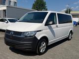 Volkswagen T6.1 Transporter Kombi lang FWD KAM*6-SITZER* - VW T6 Transporter in Solingen