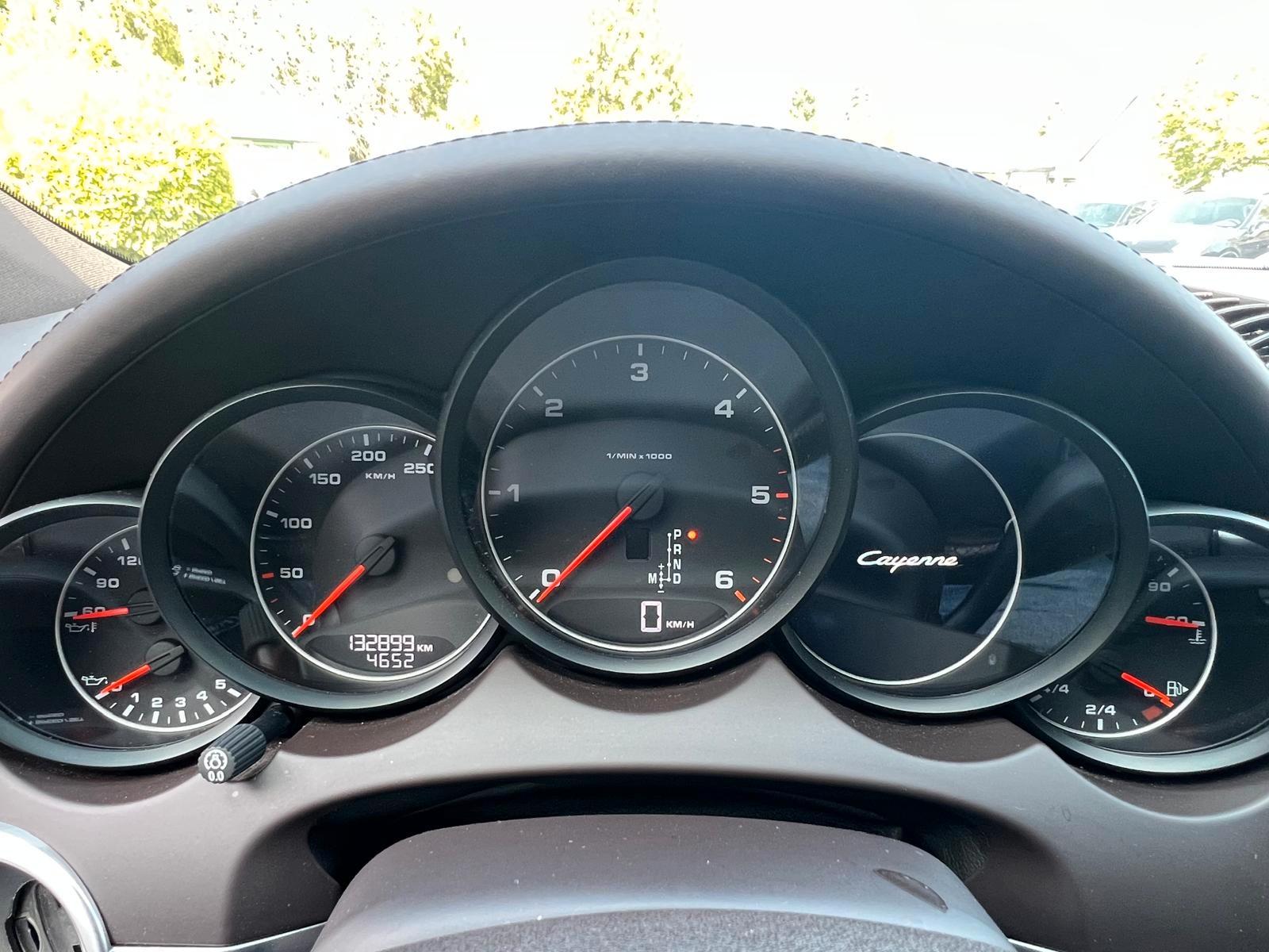 Porsche Cayenne Diesel*Pano*Bose*TV