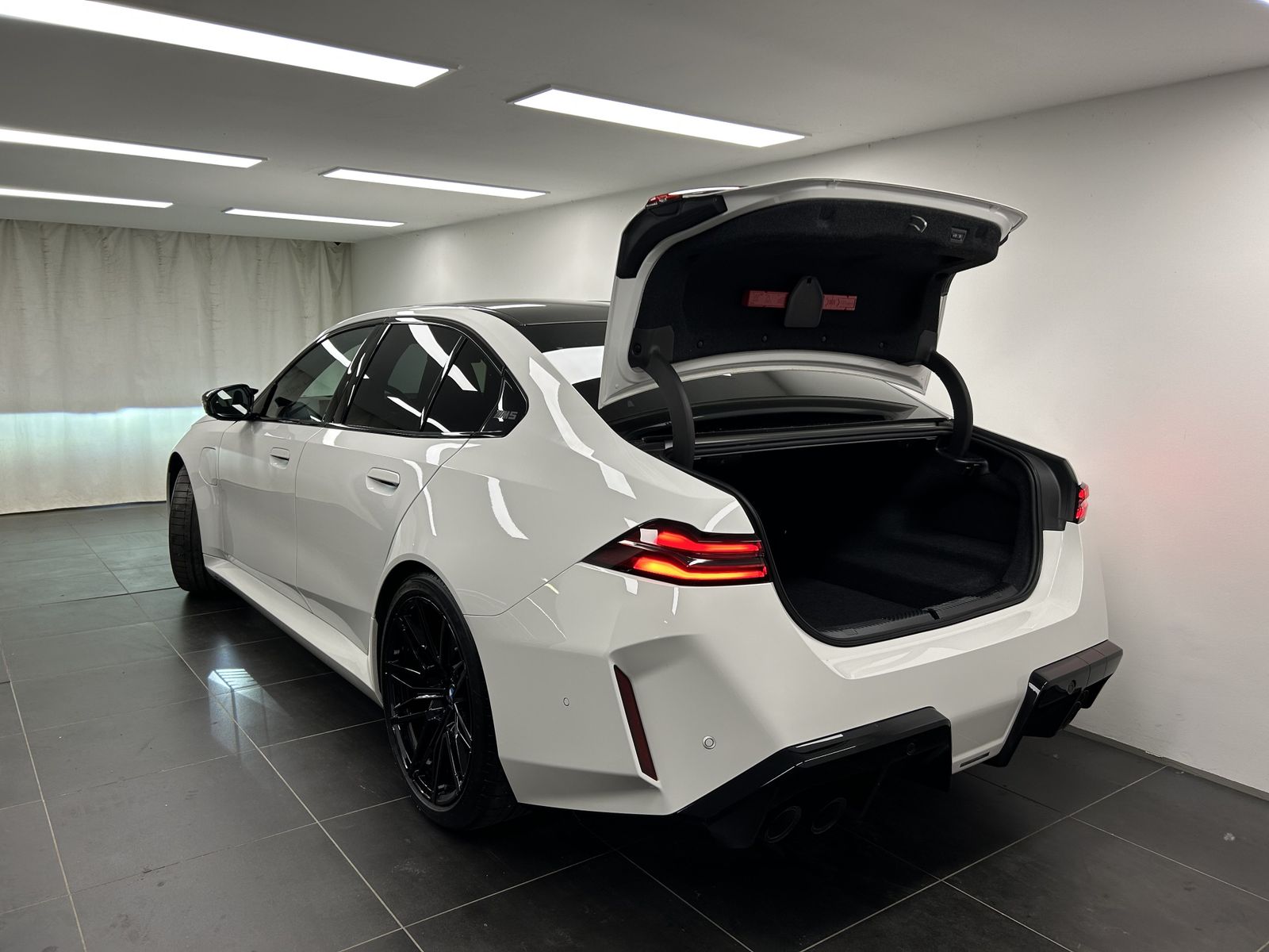 BMW M5 - Bild 16