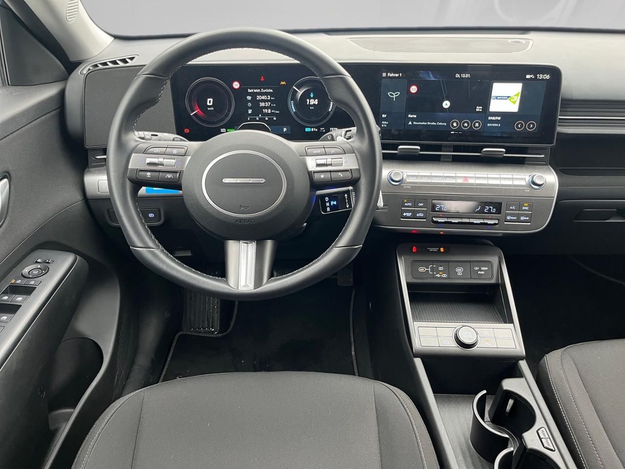 Fahrzeugabbildung Hyundai KONA ADVANTAGE ACC AUT Akustikglas Fernlichtass.