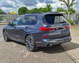 BMW X7 M50d/Led/Navi/H&K/Klima/PDC/Kamera/7-sitze - BMW X7 M50 mit Panoramadach