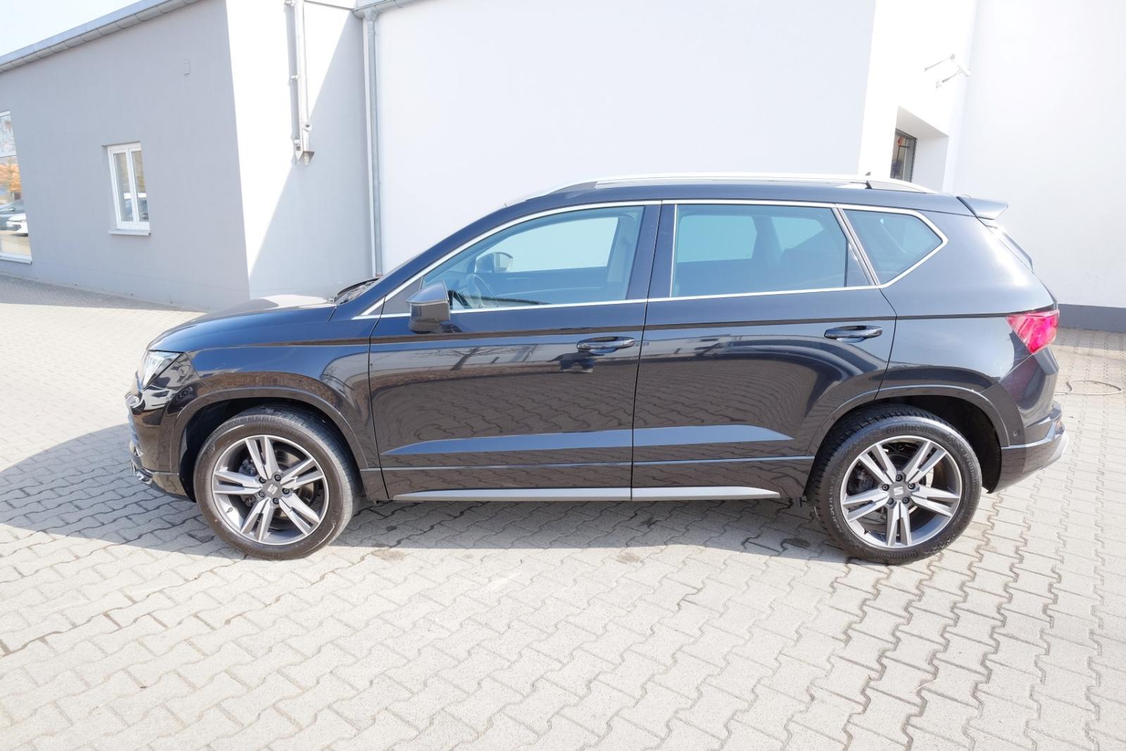 Seat Ateca FR 2.0 TDI 4Drive/ACC/Pano/DSG/Navi/LED