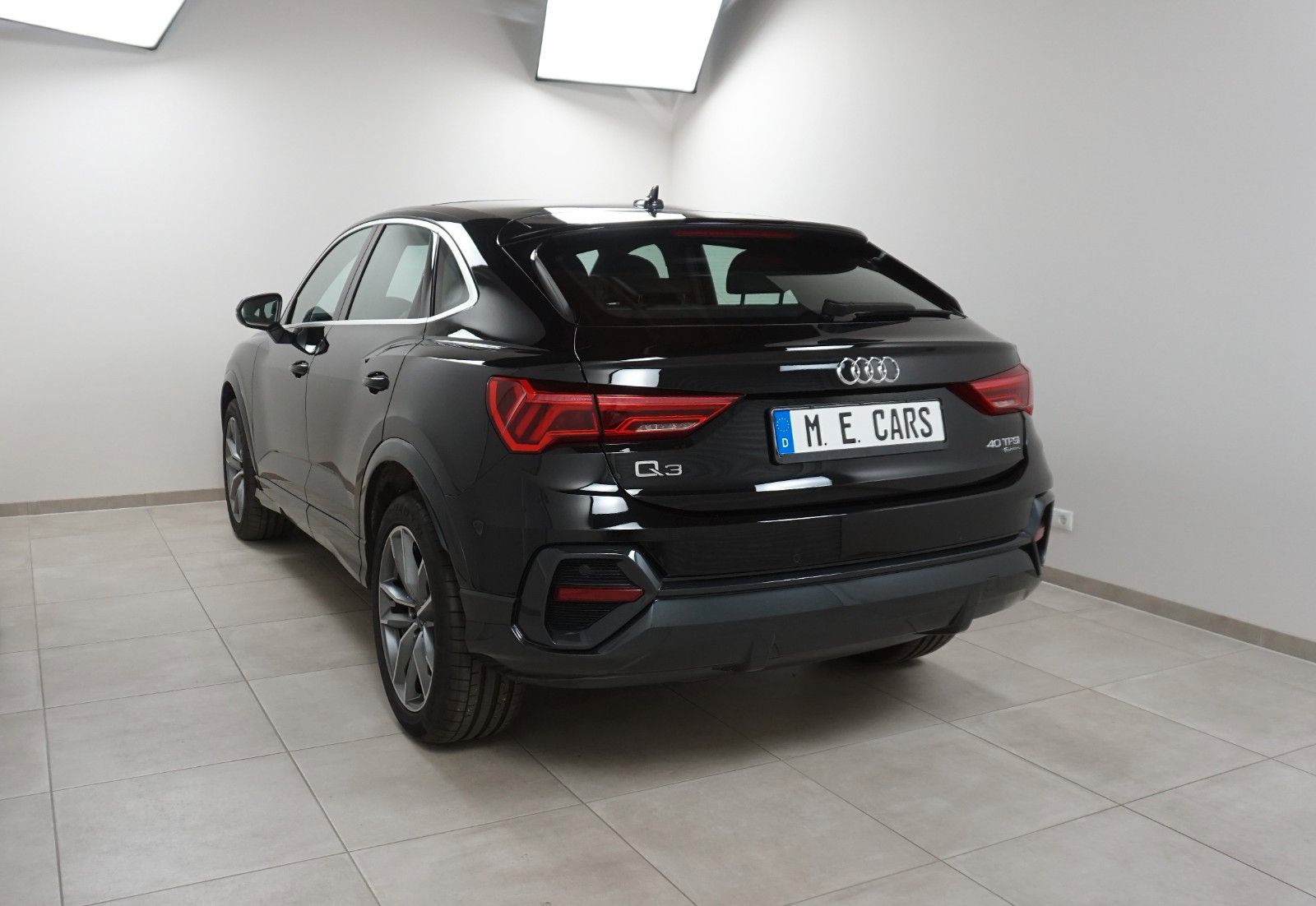 Audi Q3 Sportback 40 TFSI quattro ACC PANO S-LINE foto 2