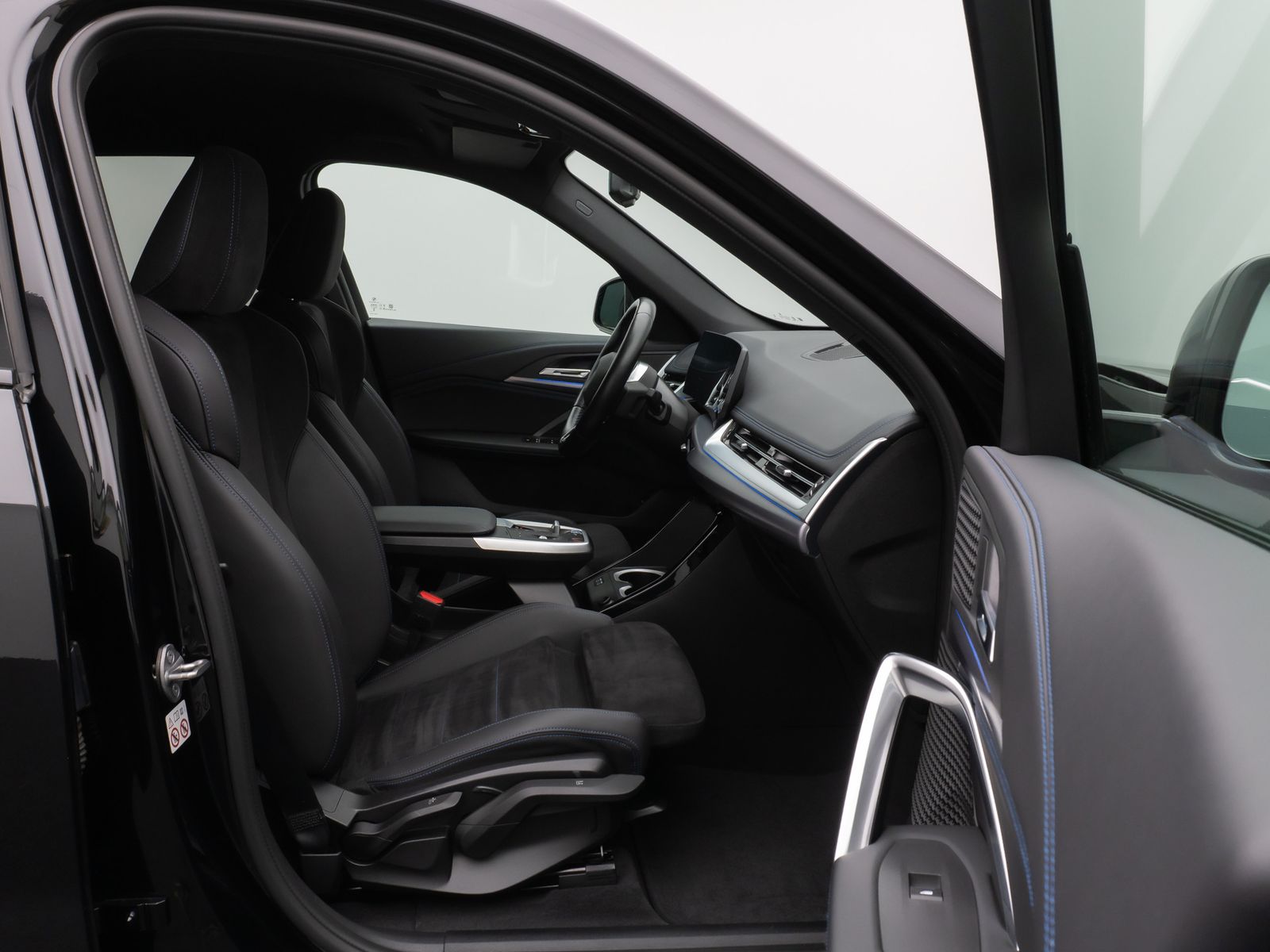 Fahrzeugabbildung BMW iX1 xD30 M Sport Kamera DAB Komfort Fernlichtass