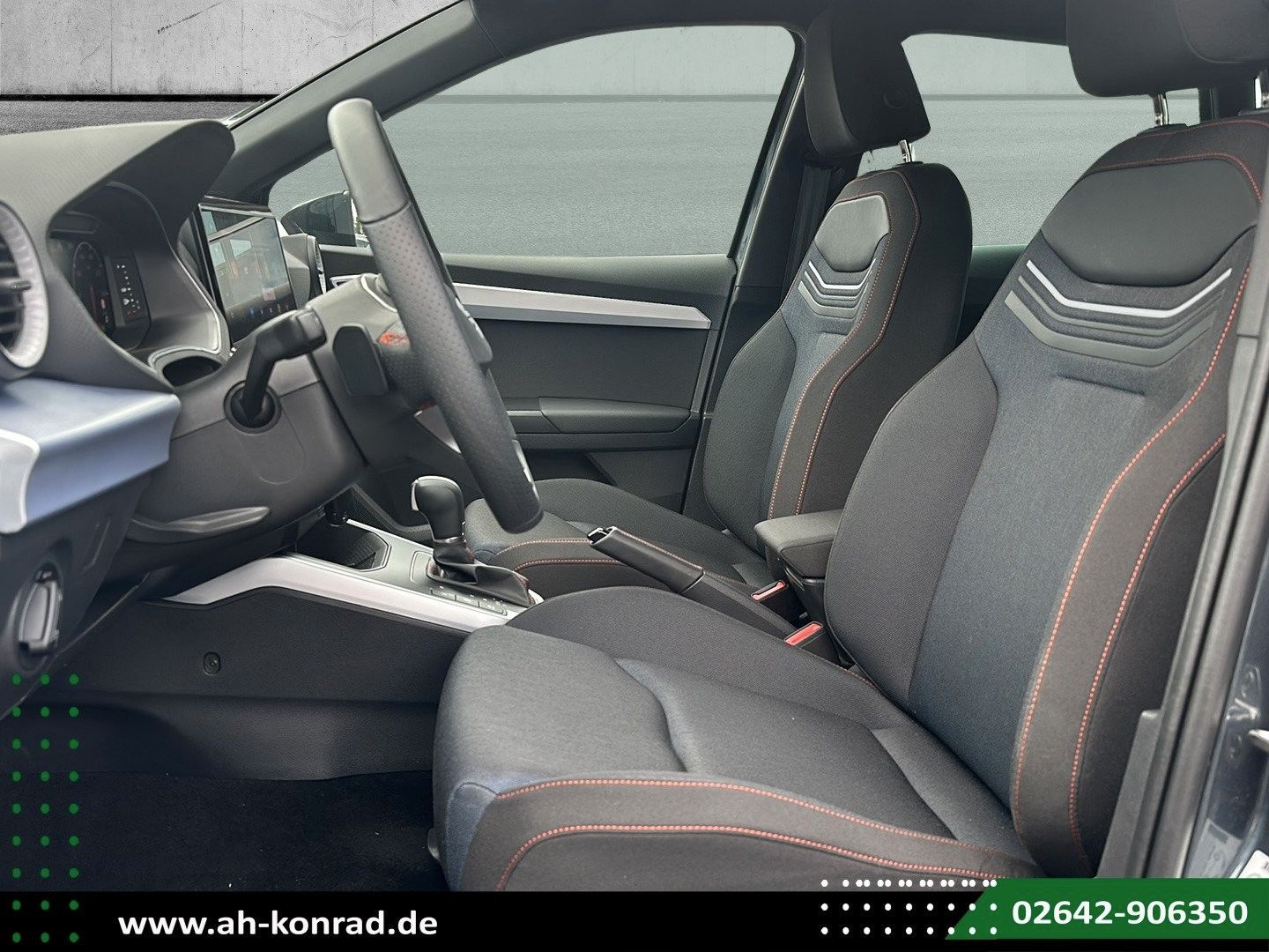 Fahrzeugabbildung SEAT Arona 1.0 TSI DSG FR+Navi+LED+Kamera