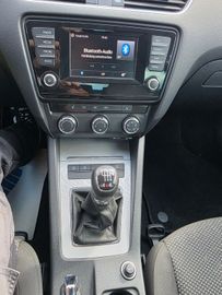 Skoda Octavia - 8