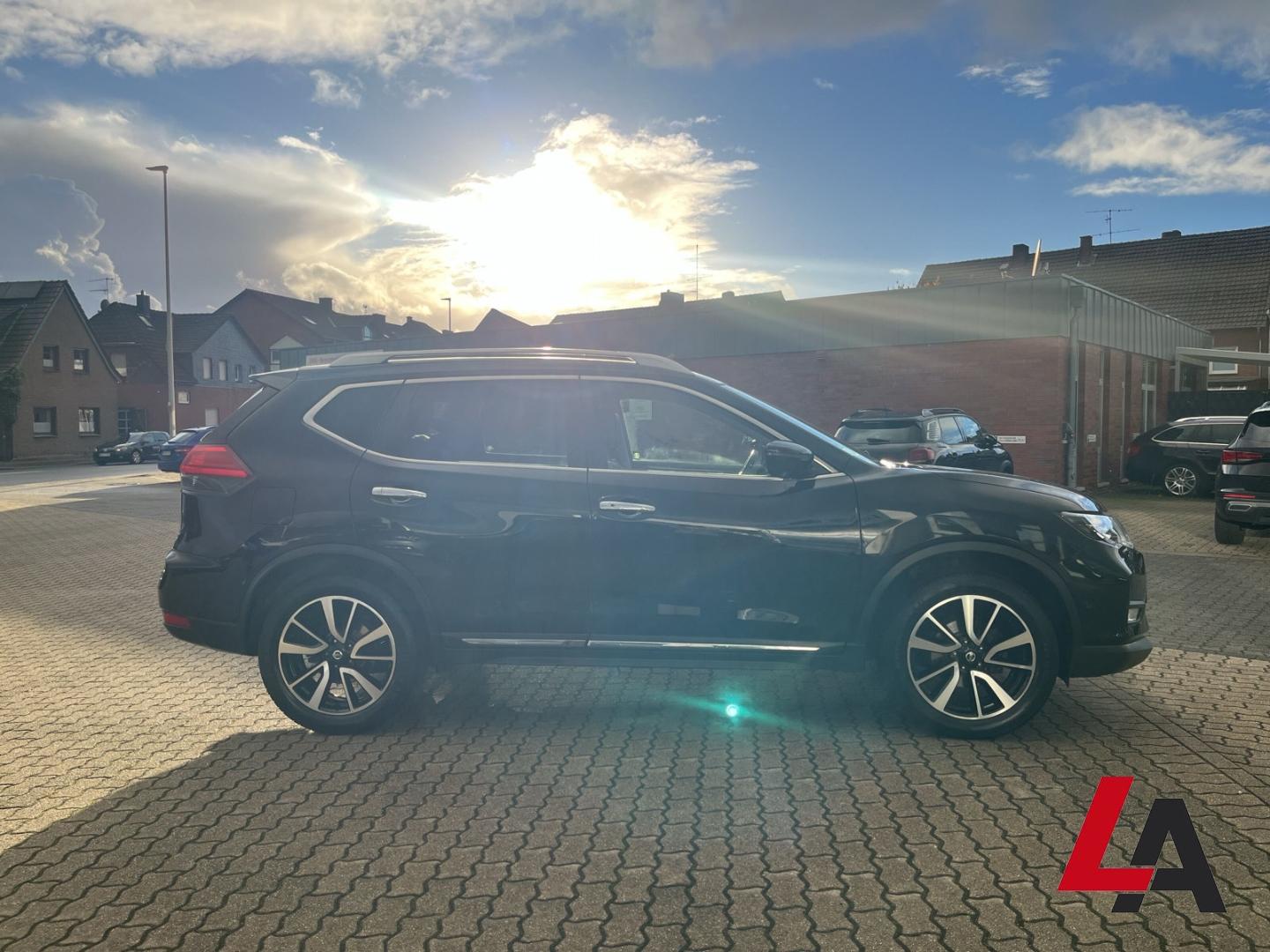 Nissan X-Trail TEKNA 1,6 163 PS LEDER PDC LED KAMERA NA