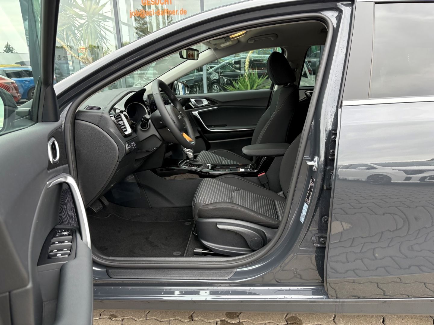 Fahrzeugabbildung Kia Ceed_sw Ultimate 1.5 T-GDI Mild-Hybrid P8, P9